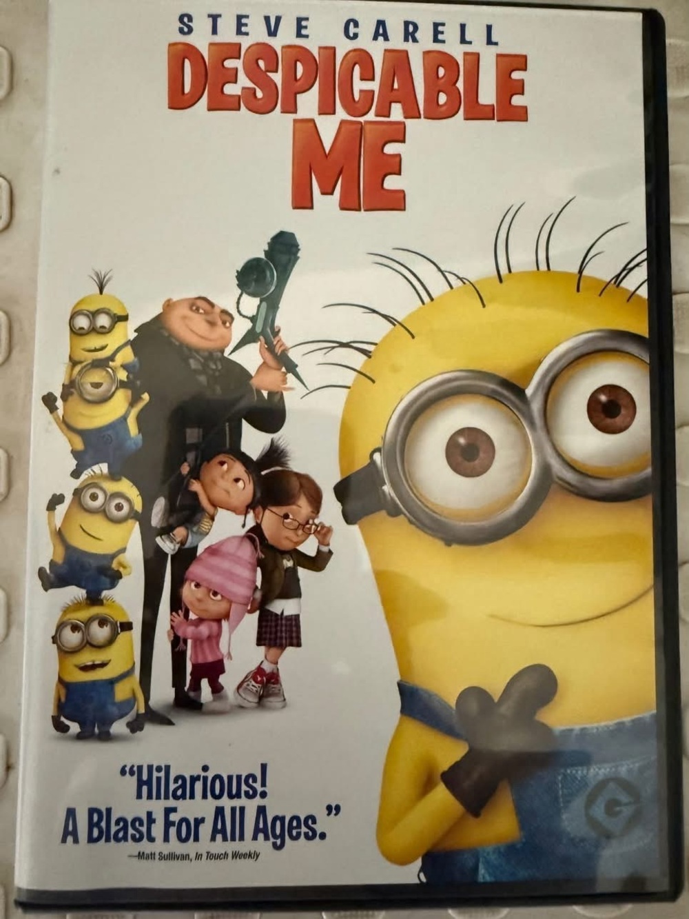 Universal Despicable Me Movie Cover - Yellow, Blue, Orange